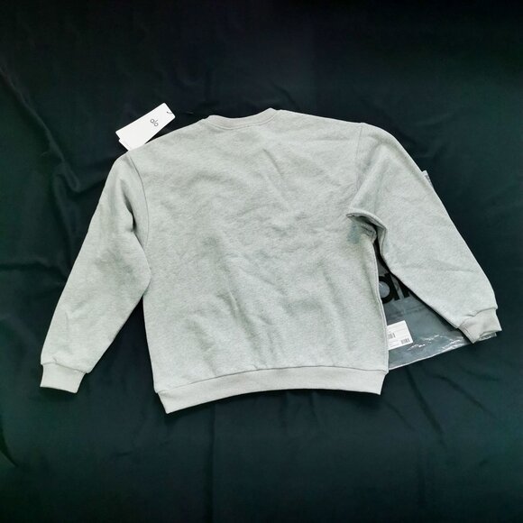 Alo Yoga Accolade Crew Neck Pullover NWT Size M Athletic Heather Grey - Picture 2 of 4